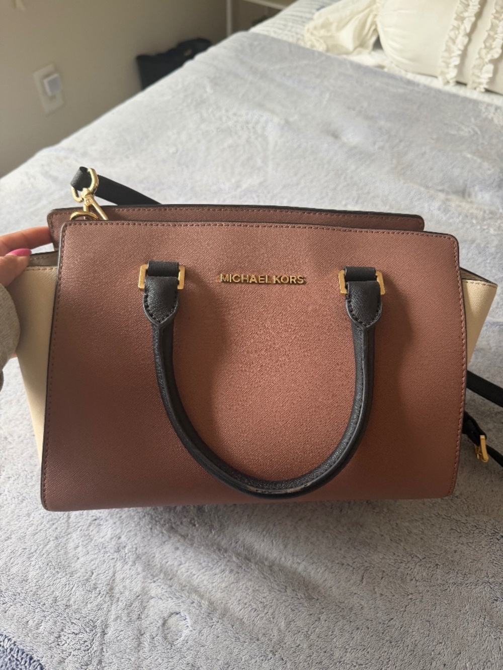 Michael Kors purse